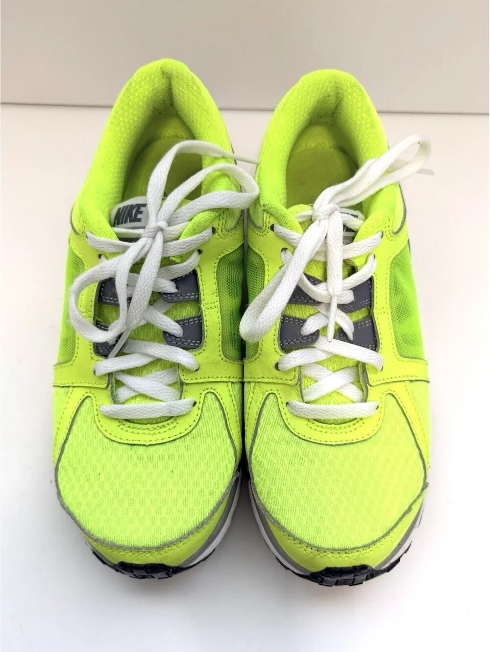 Nike Dual Fusion ST 2 Volt Running Shoes Big Kids 5.5Y EU 38 Neon Yellow